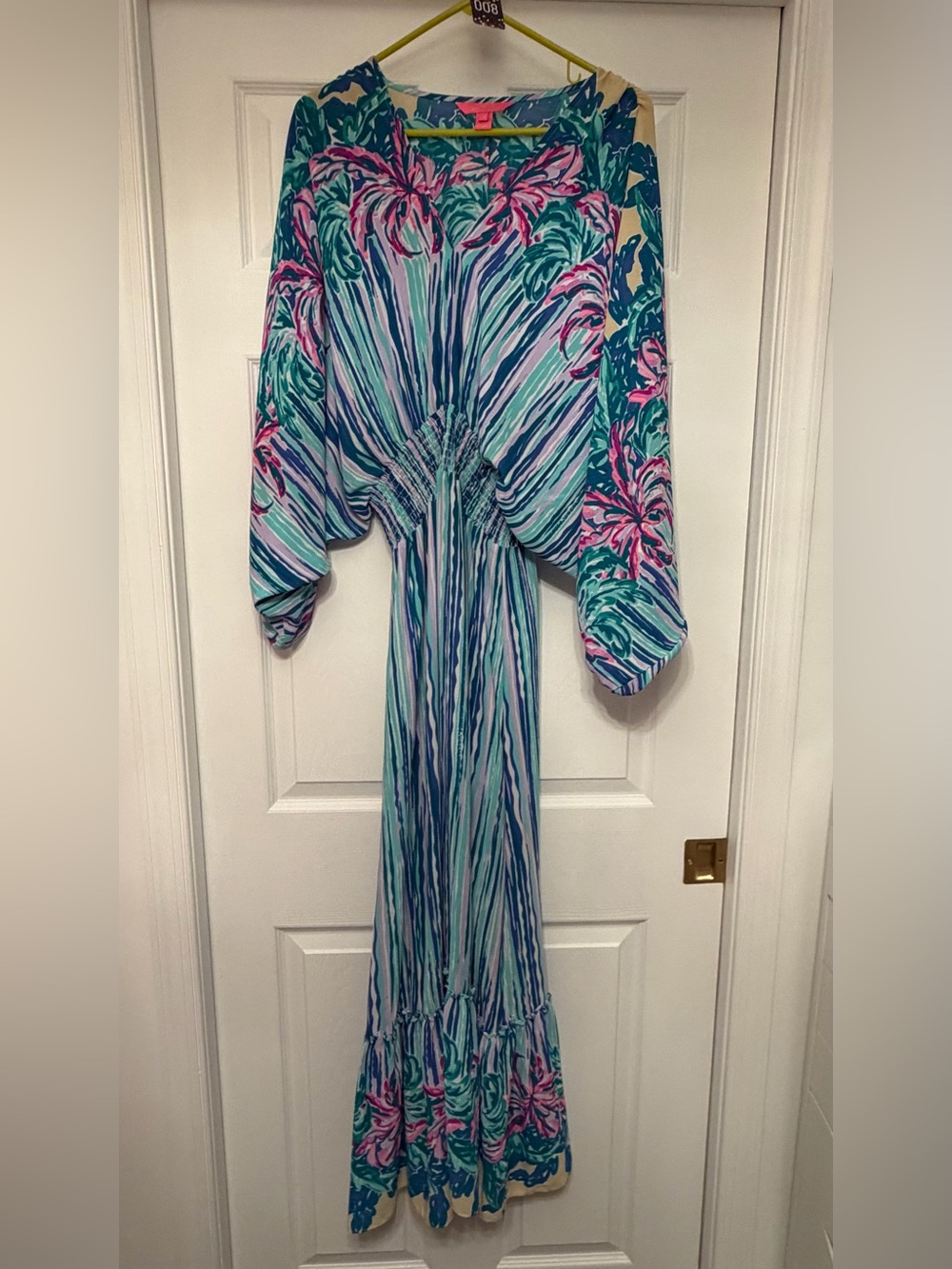 EUC Lilly Pulitzer Alisha Midi Dress in the Shake Your Palm Palms
Size M